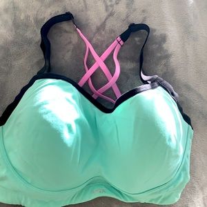 Looks cute and gives great support!